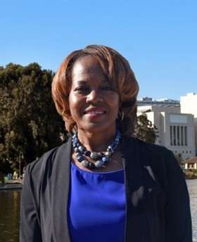 Oakland Tax Accountant Carolyn Sims