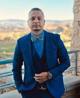 Van Nuys Professional Starling Barahona