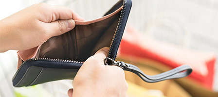 4 Ways to Stop Your Overspending
